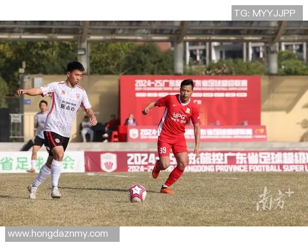 深圳足球队近期状态引发热议球迷与专家各执己见的背后故事